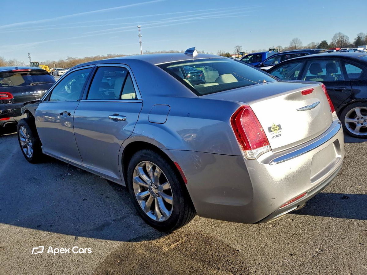 Chrysler 300 2018
