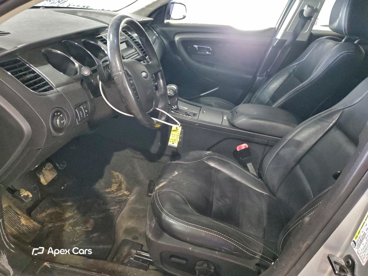Ford Taurus 2011