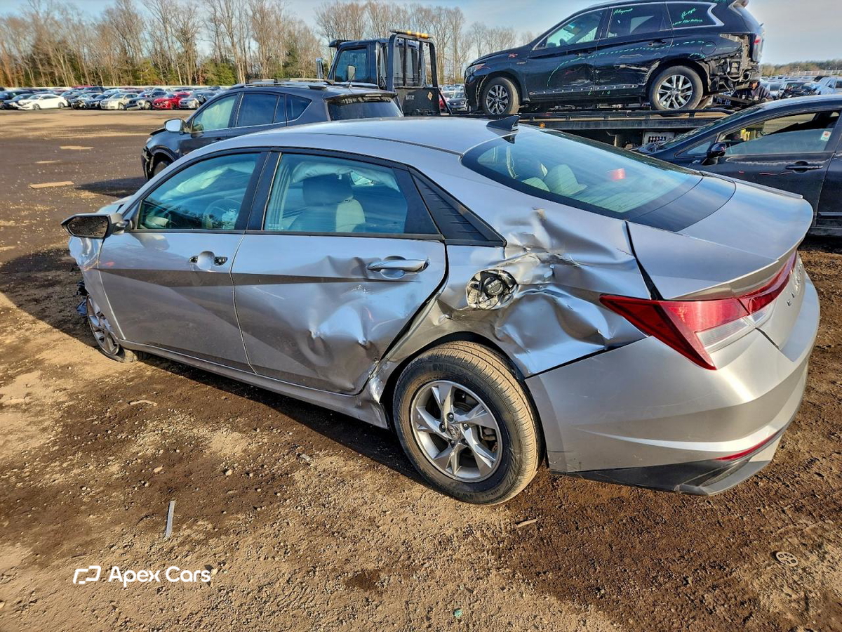 Hyundai Elantra 2021