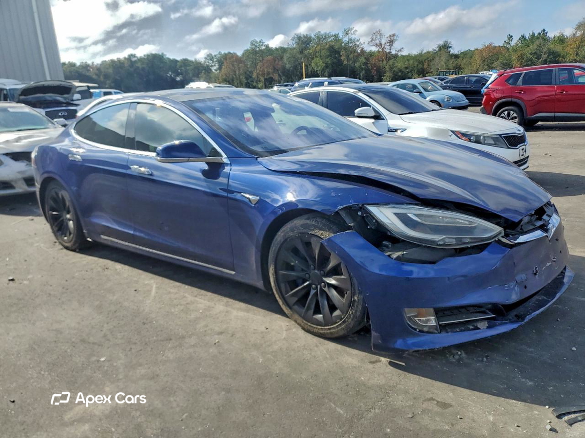 Tesla Model S 2018
