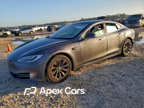 Tesla Model S 2018 - Image 1 of 14