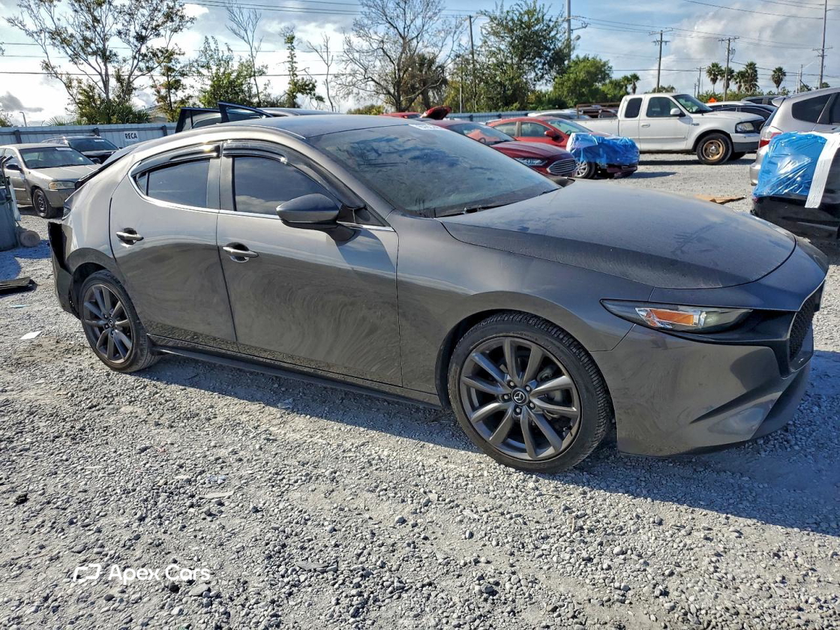 Mazda 3 2019