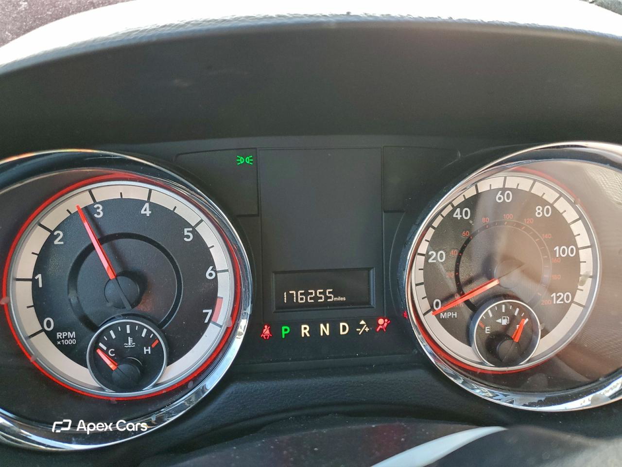 Dodge Caravan 2015