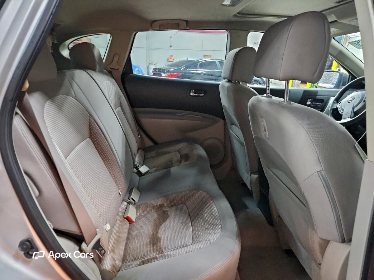Nissan Rogue 2012