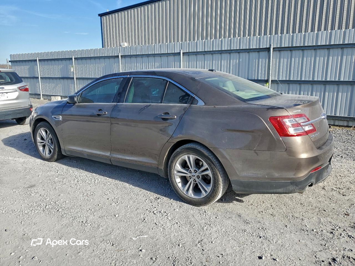 Ford Taurus 2016