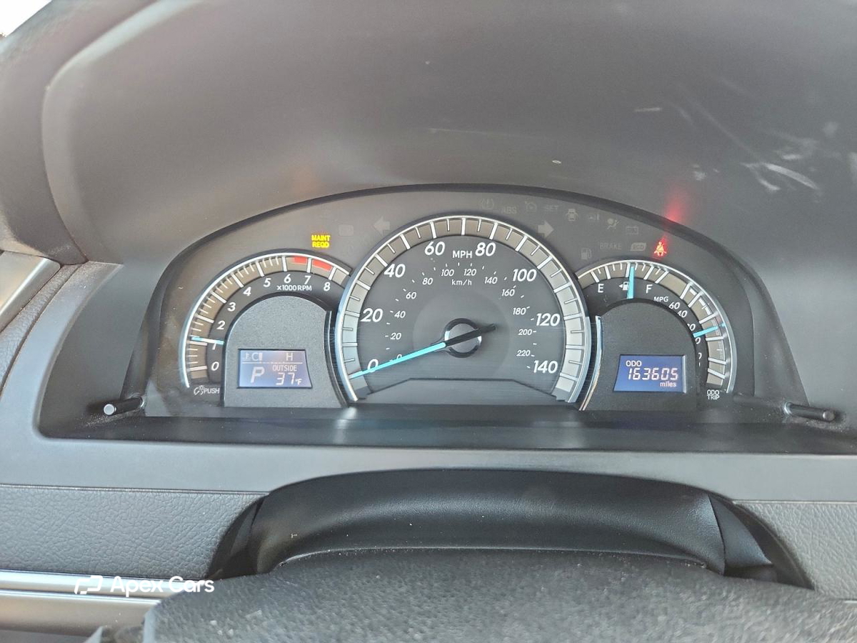 Toyota Camry 2012
