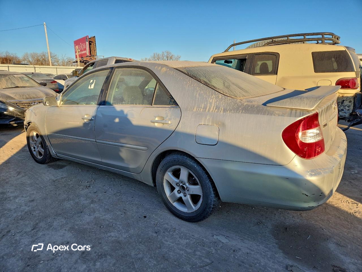 Toyota Camry 2004