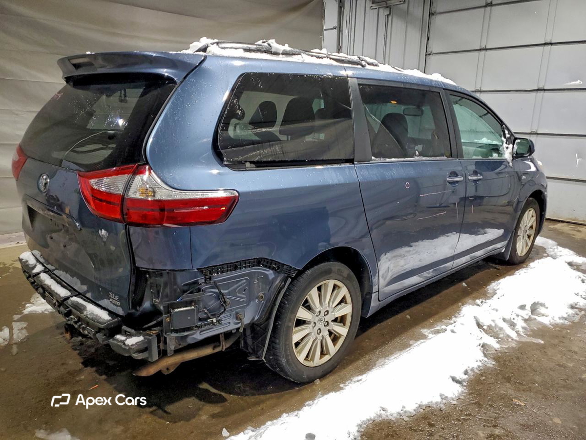 Toyota Sienna 2017