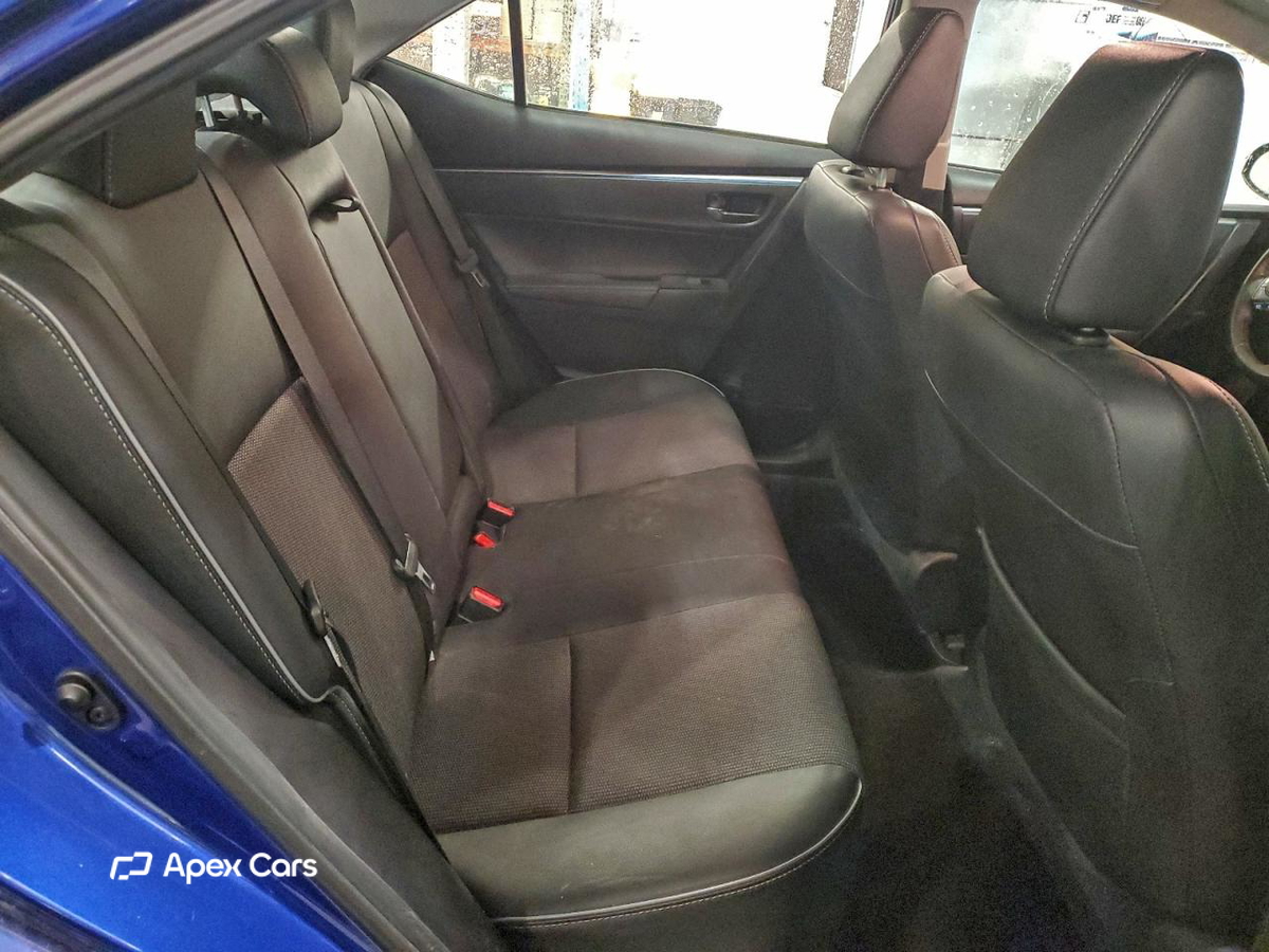 Toyota Corolla 2015