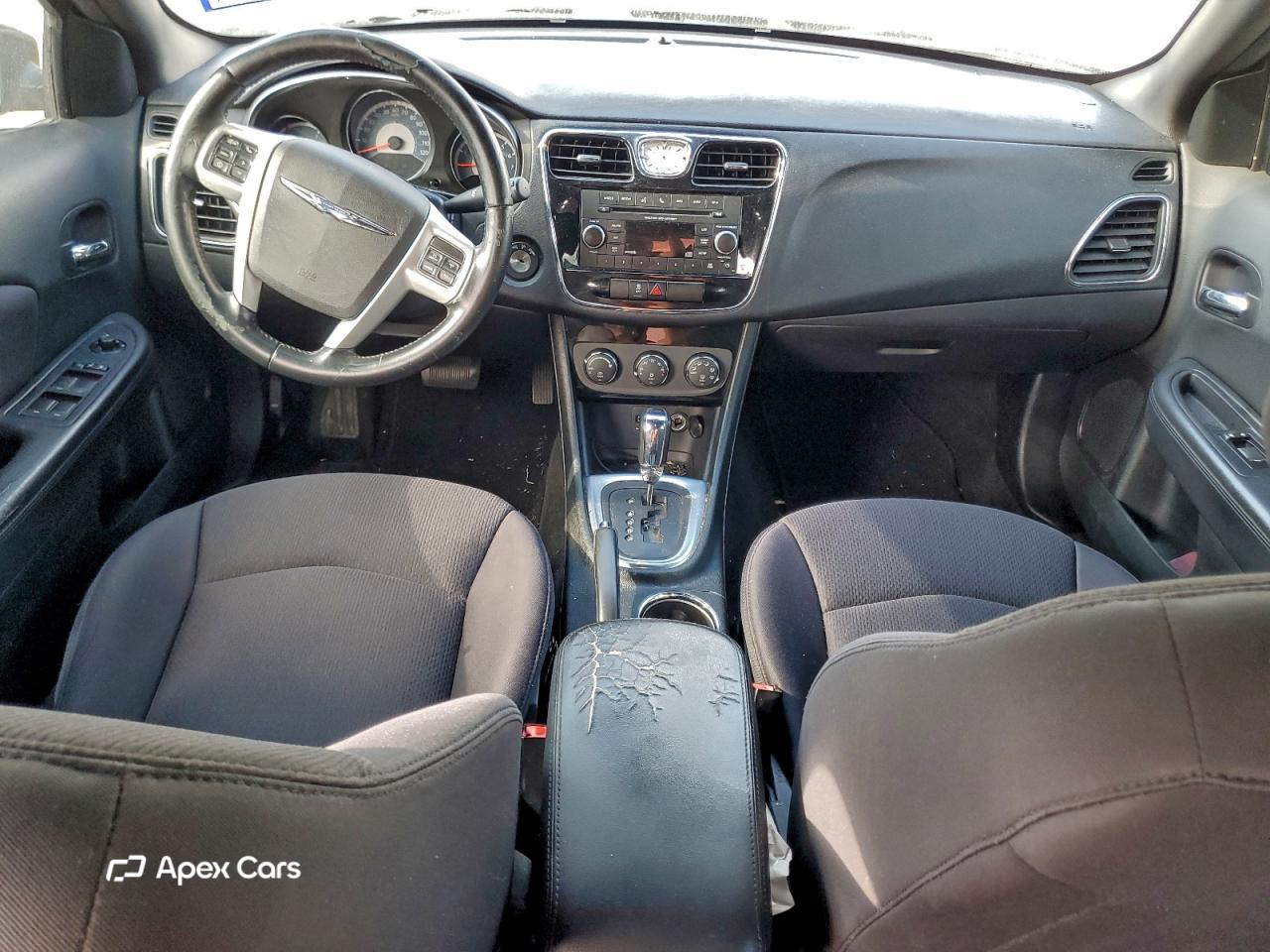 Chrysler 200 2012