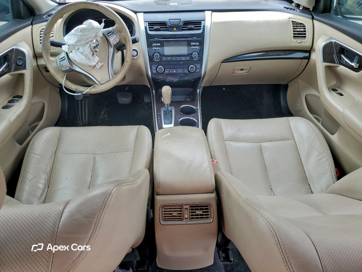 Nissan Altima 2015