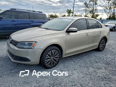 Volkswagen Jetta 2013 - Image 1 of 12