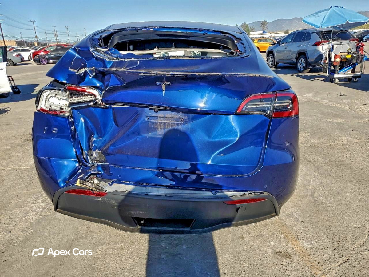 Tesla Model Y 2022