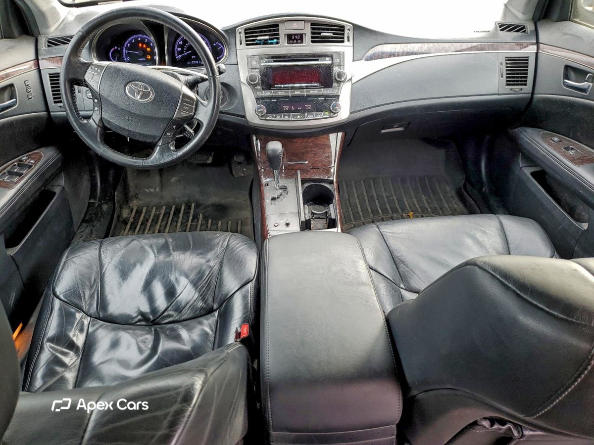 Toyota Avalon 2012