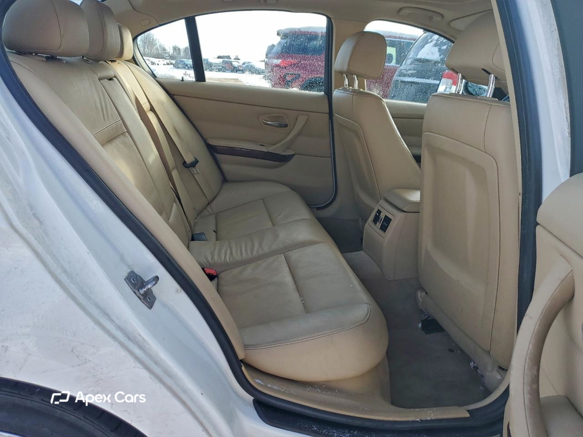 BMW Series 3 2011