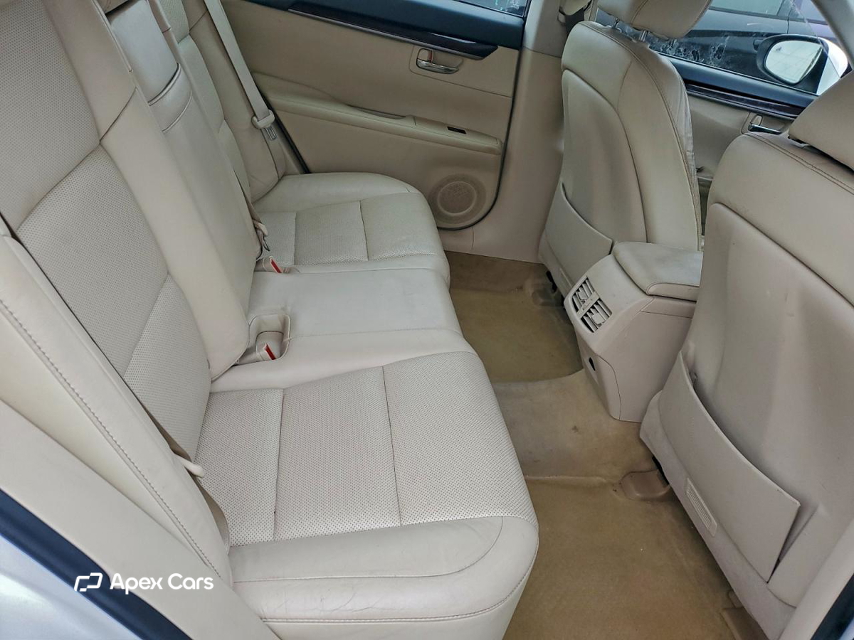 Lexus ES 2013