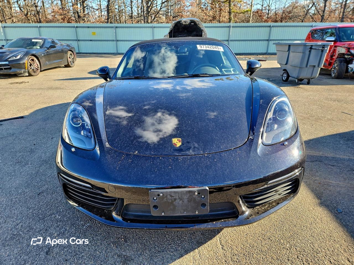 Porsche Boxster 2021
