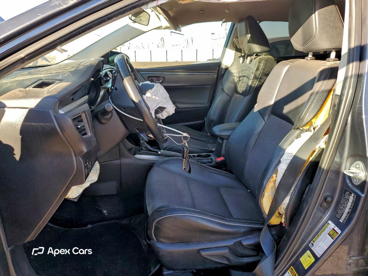 Toyota Corolla 2015