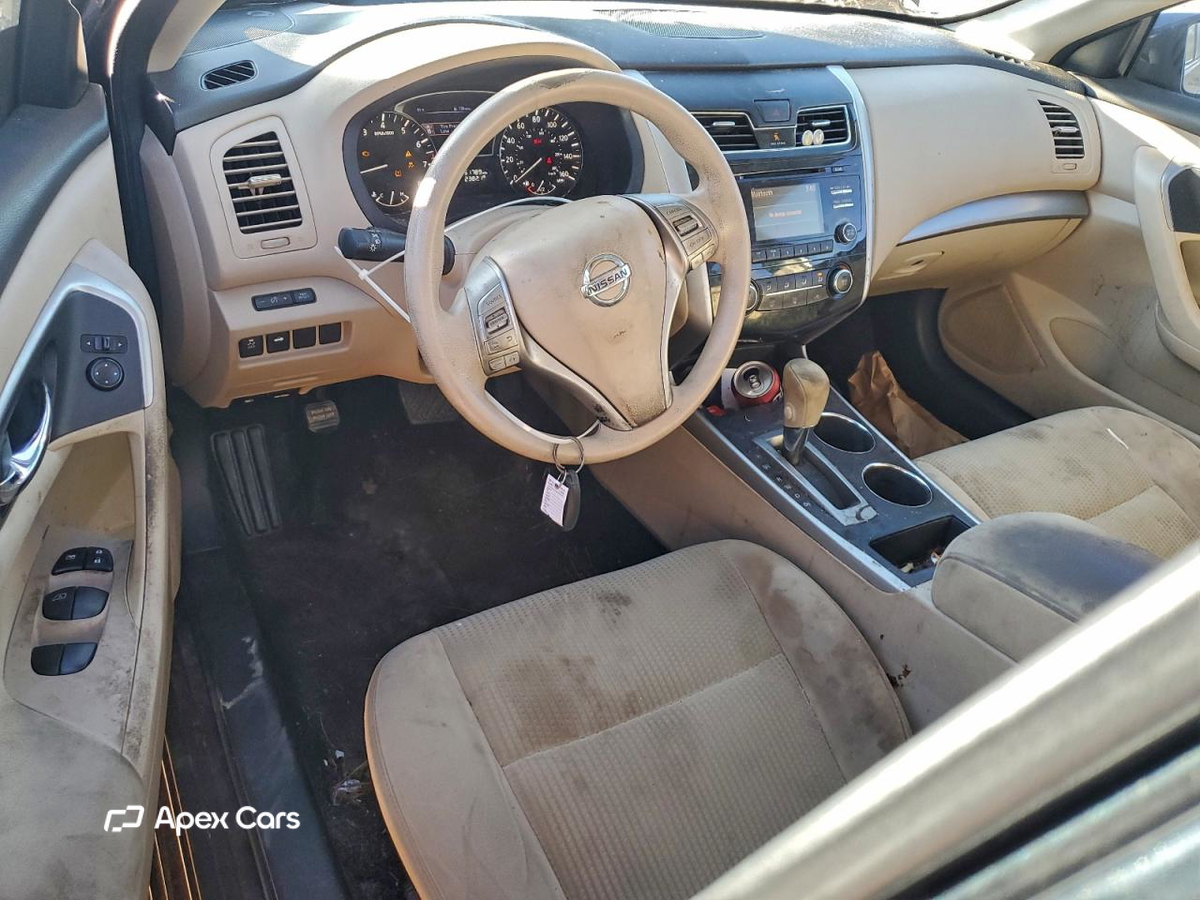 Nissan Altima 2015