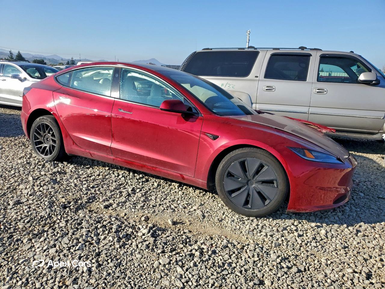 Tesla Model 3 2024
