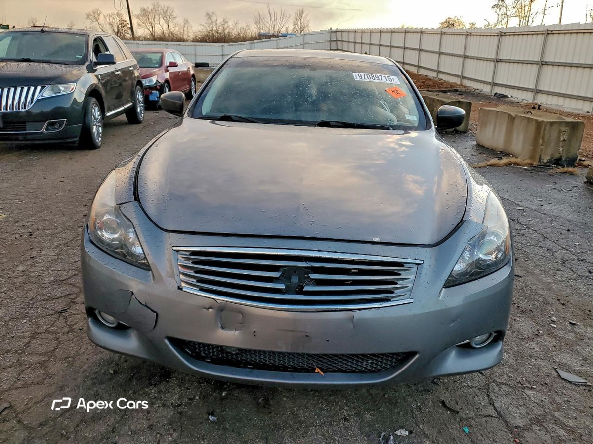 Infiniti G 2012