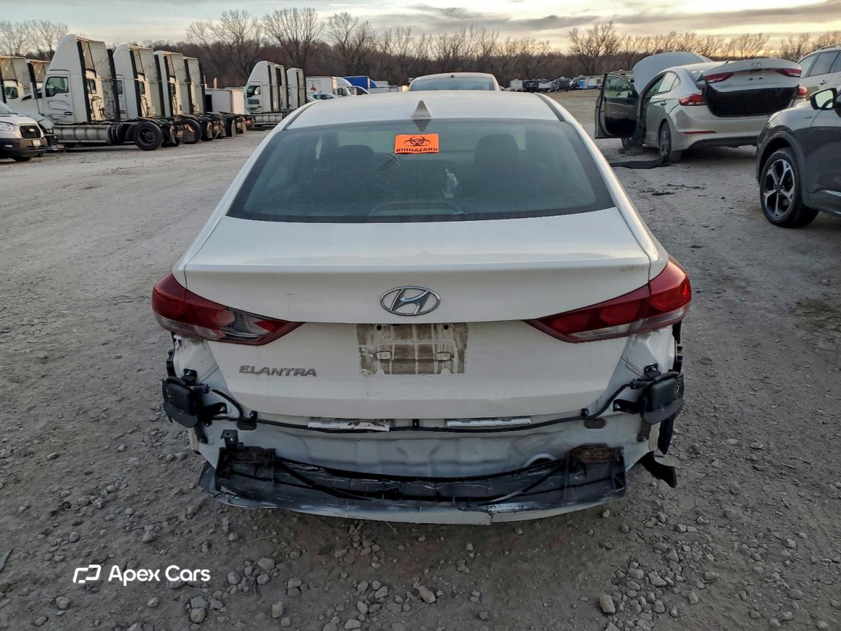 Hyundai Elantra 2018