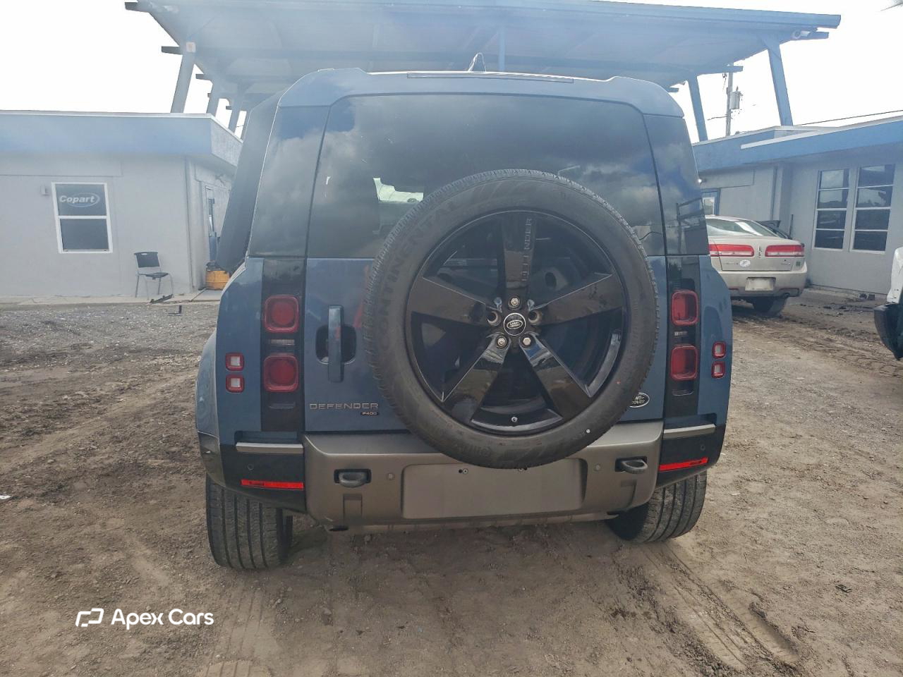 Land Rover Defender 2021