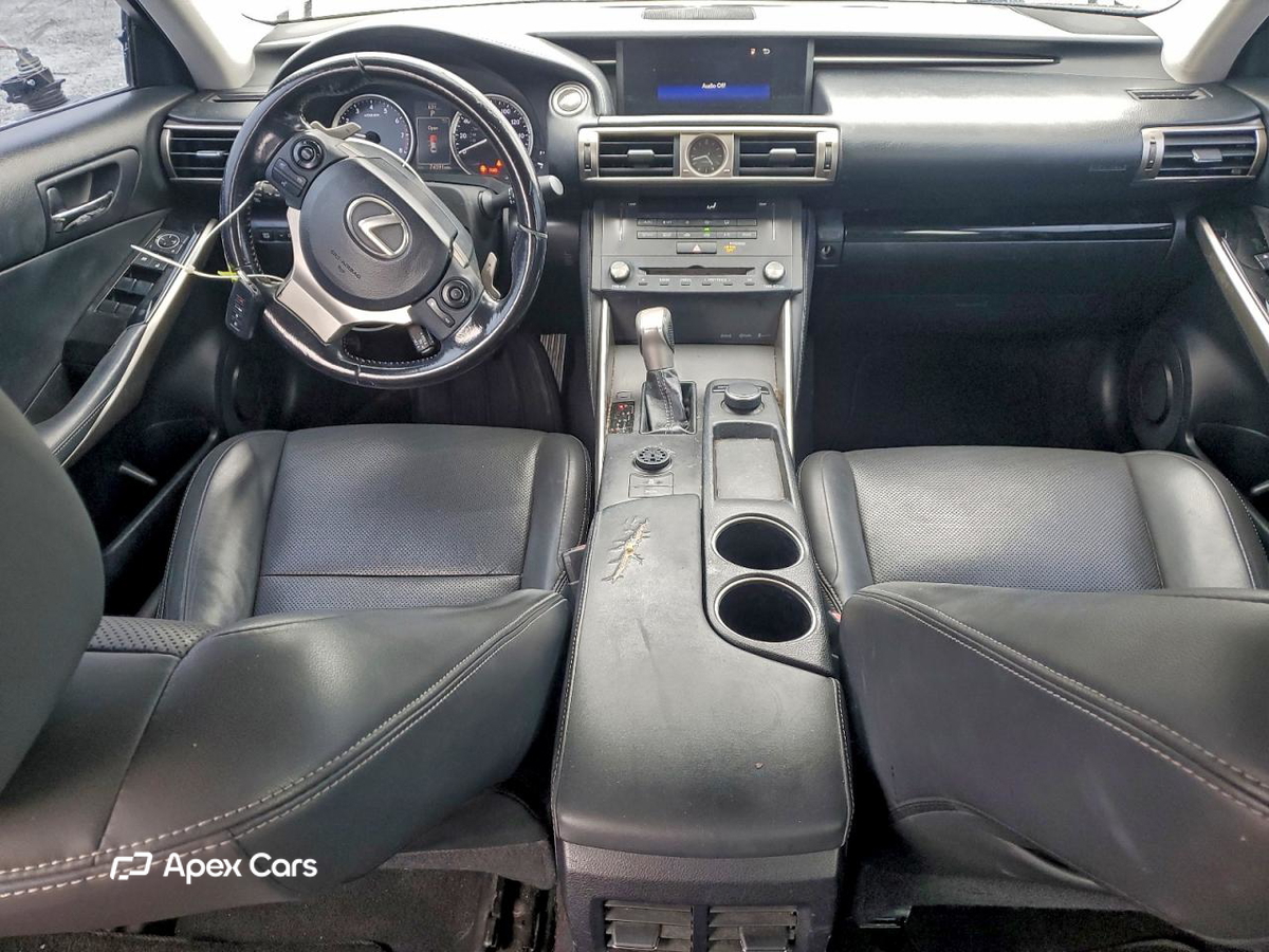 Lexus IS 2015
