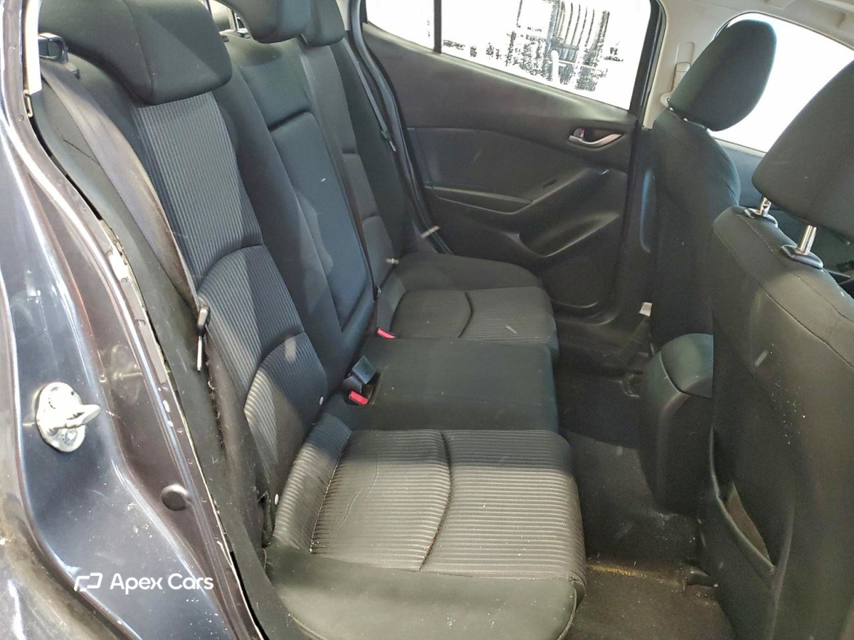 Mazda 3 2016