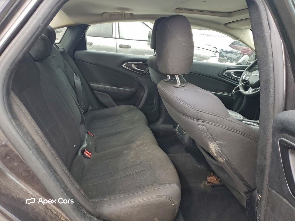 Chrysler 200 2016