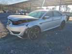 Ford Taurus 2016