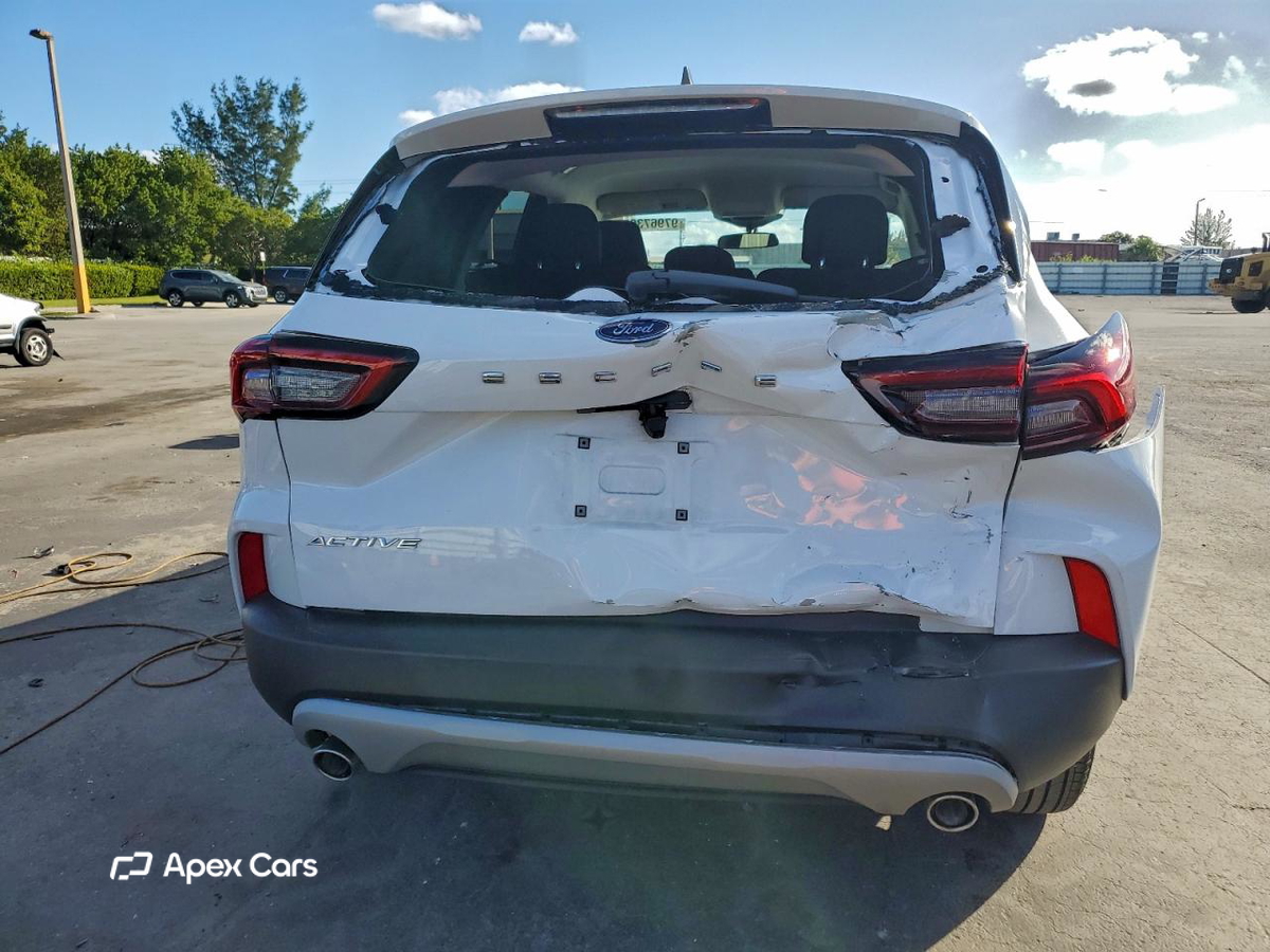 Ford Escape 2024
