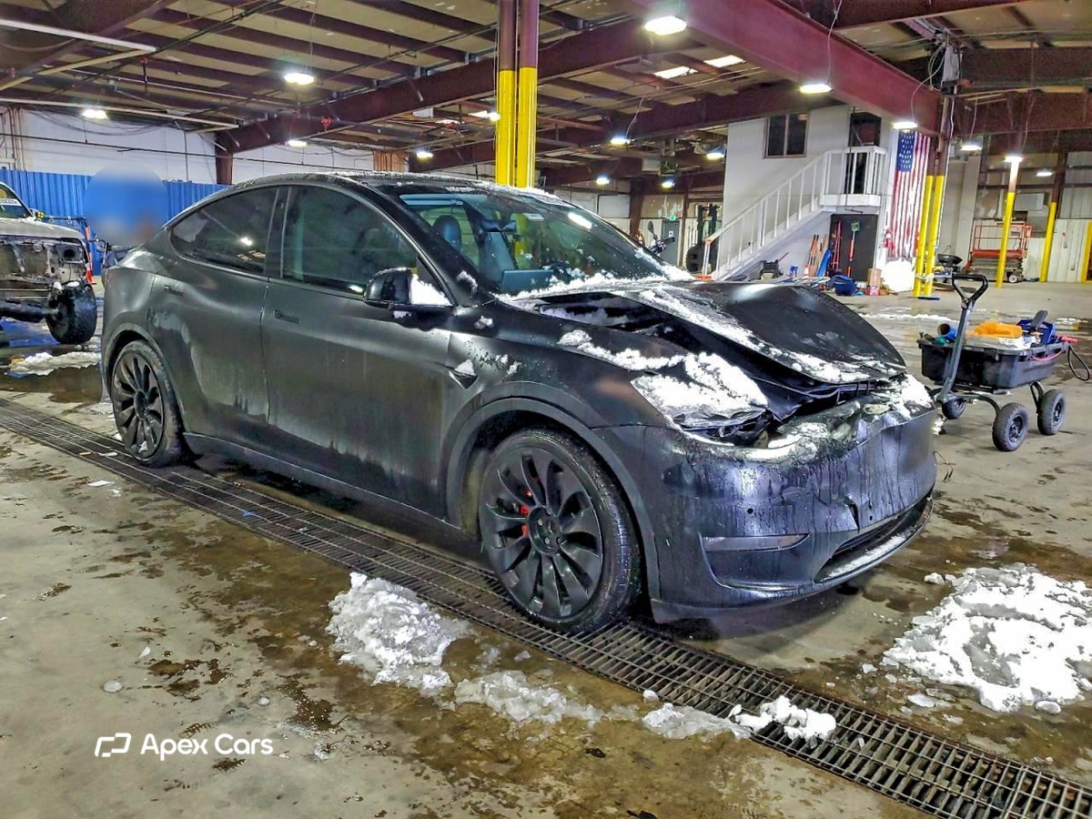 Tesla Model Y 2022