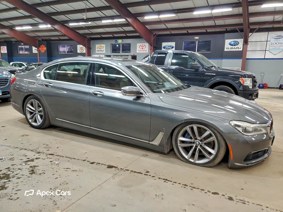 BMW Series 7 2016