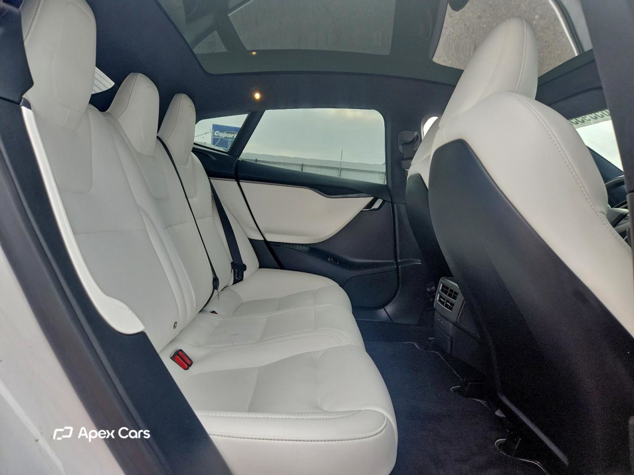 Tesla Model S 2020