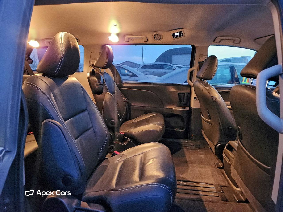 Toyota Sienna 2017