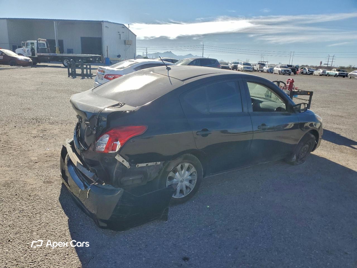 Nissan Versa 2017