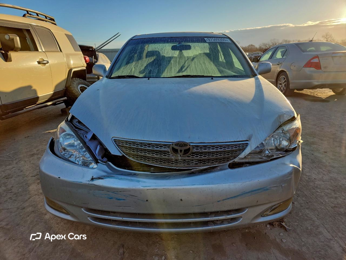 Toyota Camry 2004