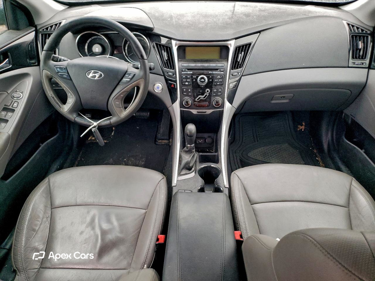 Hyundai Sonata 2011
