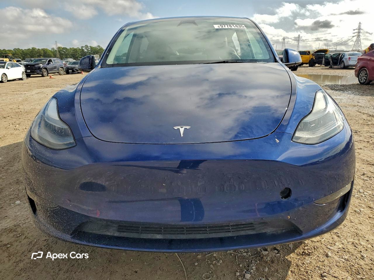 Tesla Model Y 2024