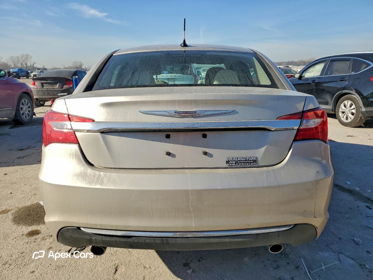 Chrysler 200 2013