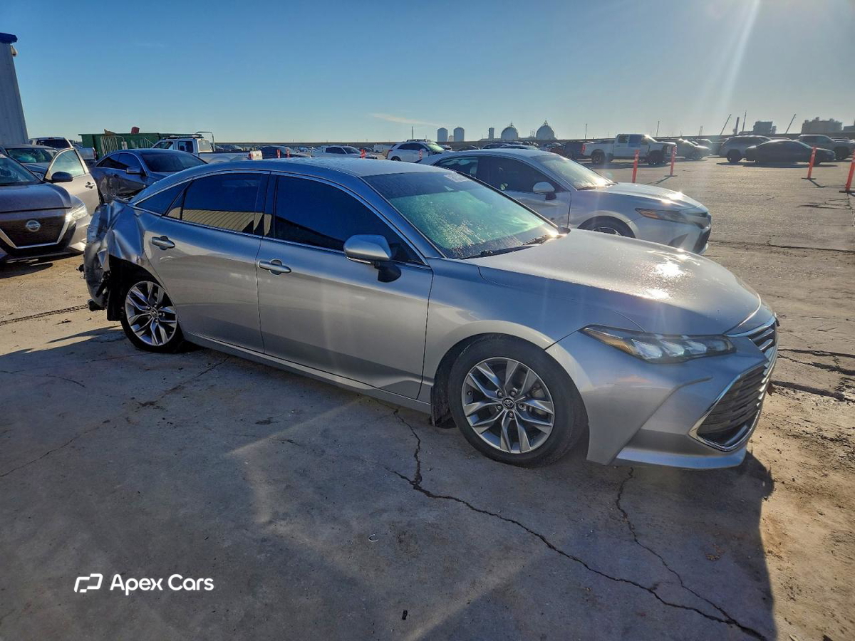 Toyota Avalon 2019