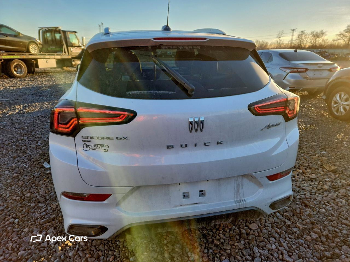 Buick Encore GX 2024
