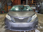 Toyota Sienna 2011