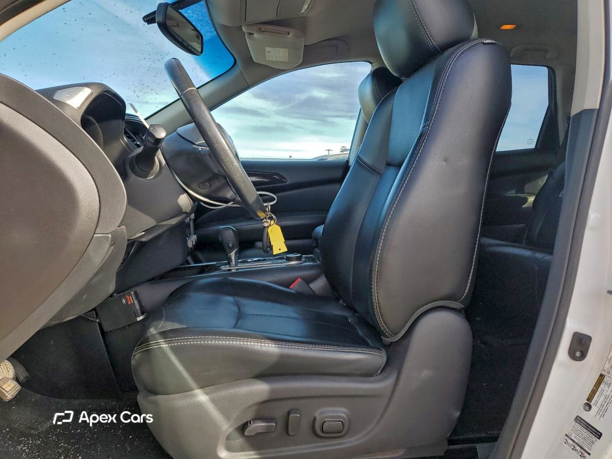 Nissan Pathfinder 2015