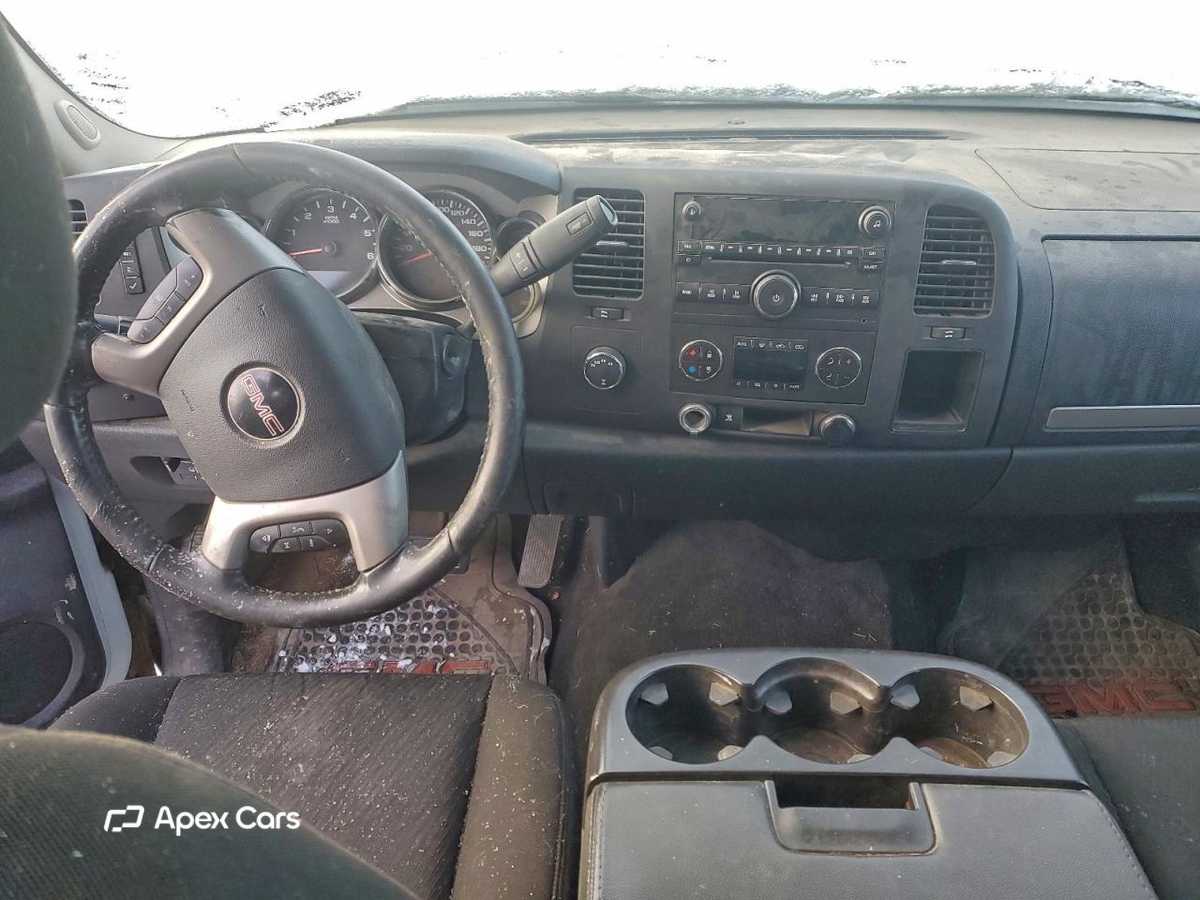 GMC Sierra 2011