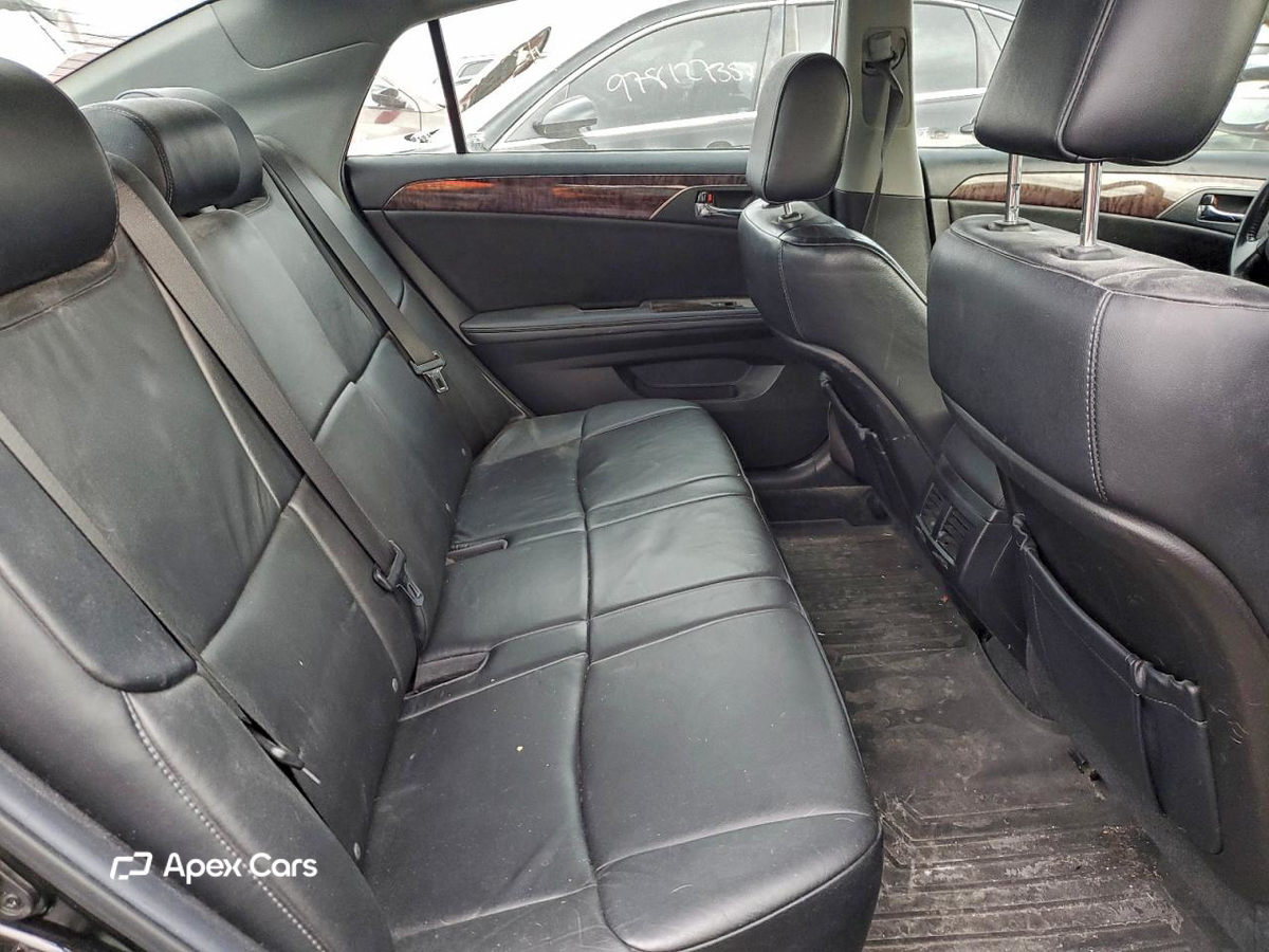 Toyota Avalon 2012