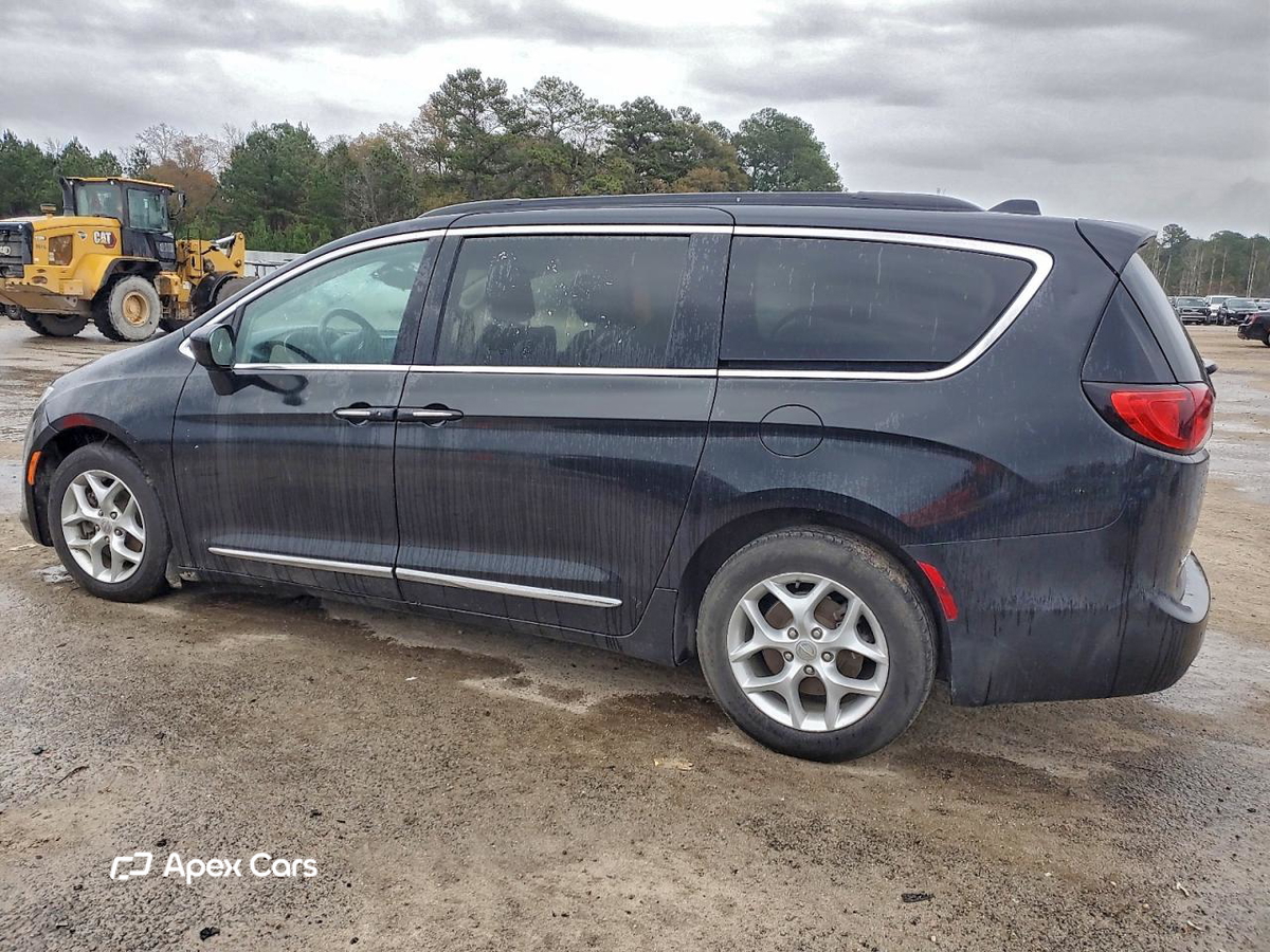 Chrysler Pacifica 2017