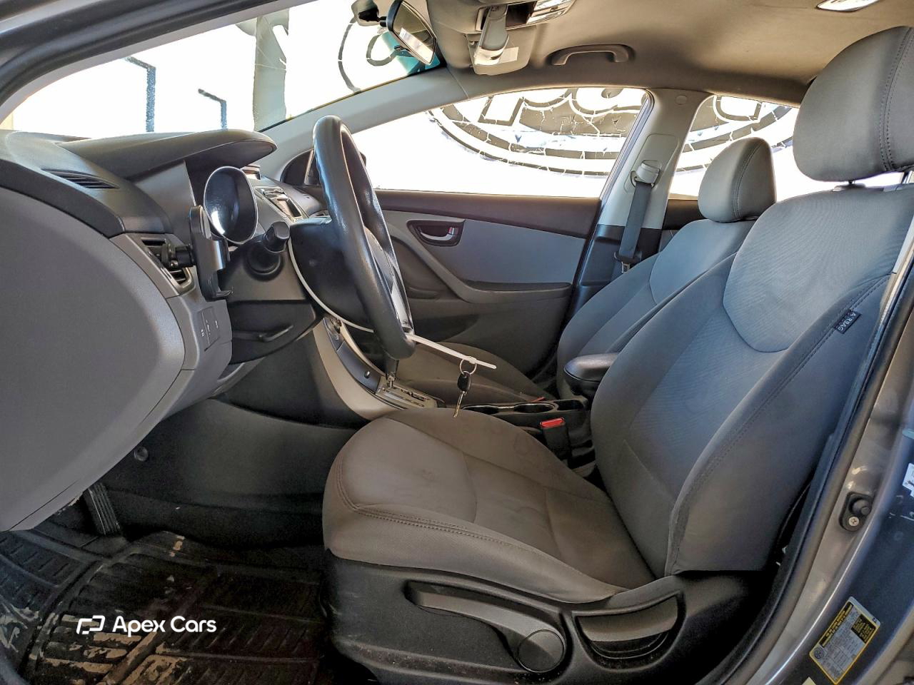 Hyundai Elantra 2012