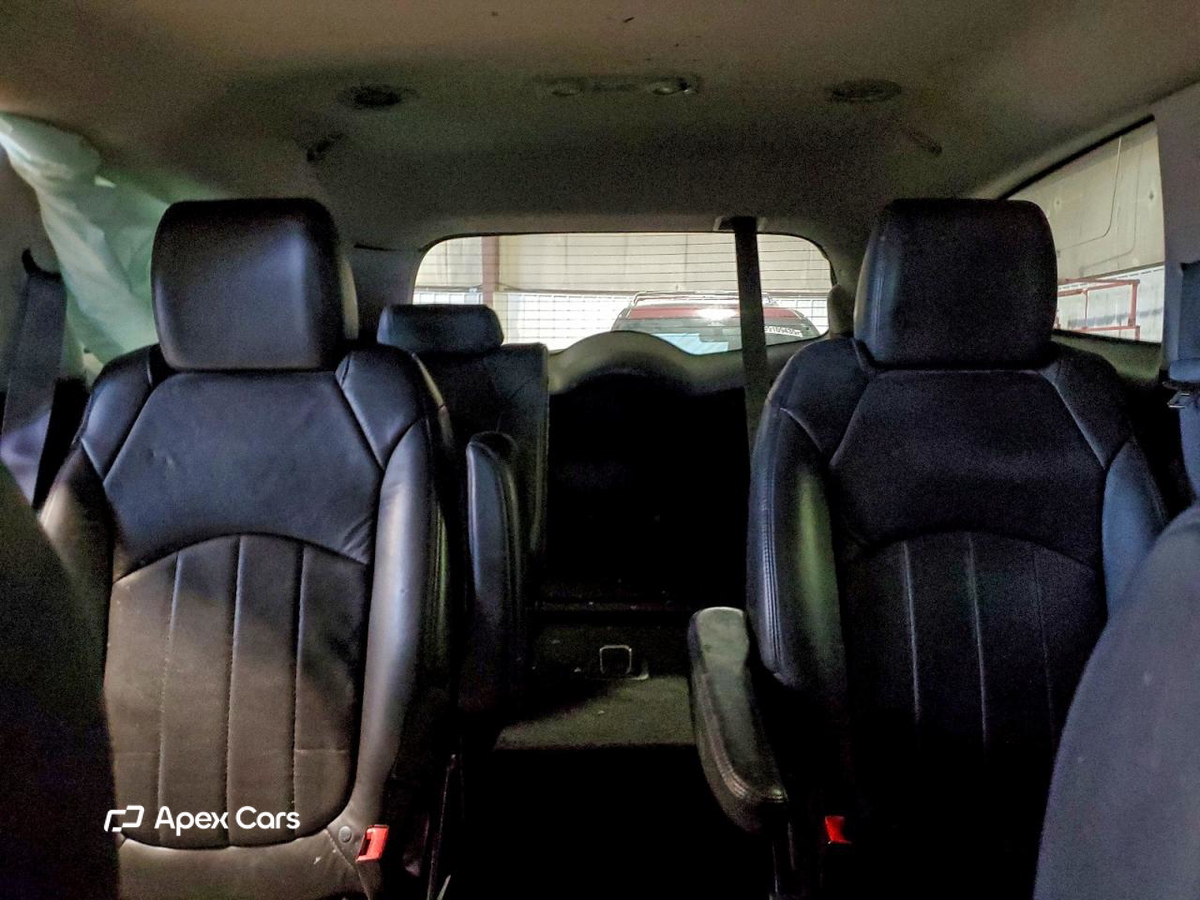 Buick Enclave 2011